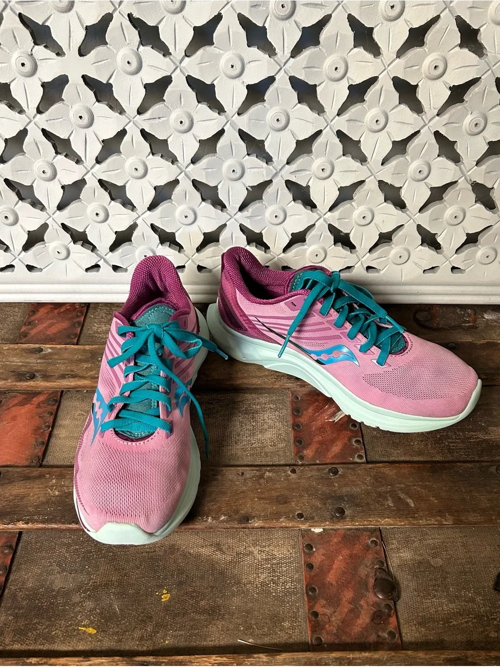 Saucony Kinvara 12 Lavender Teal‎ Running Shoes Lightweight Sneakers Size 7